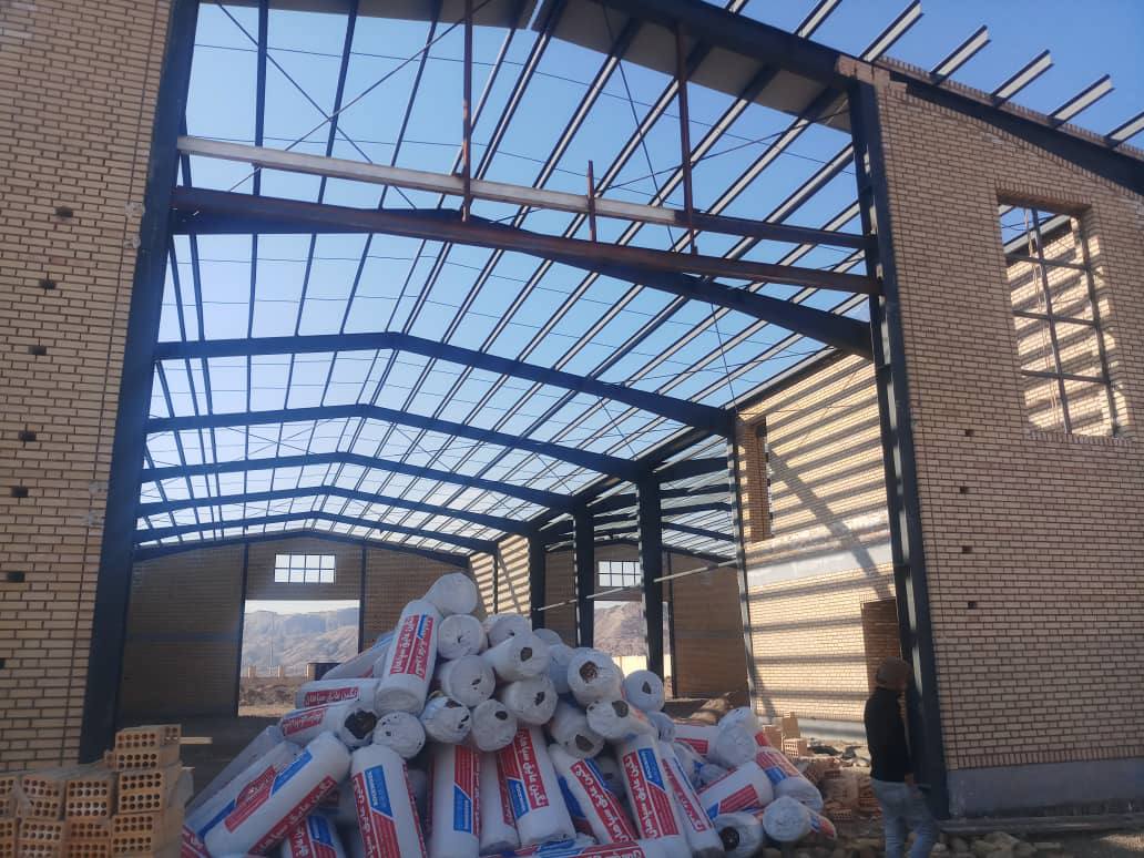 بازسازی سقف شیروانی قدیمی با روش‌های مدرن