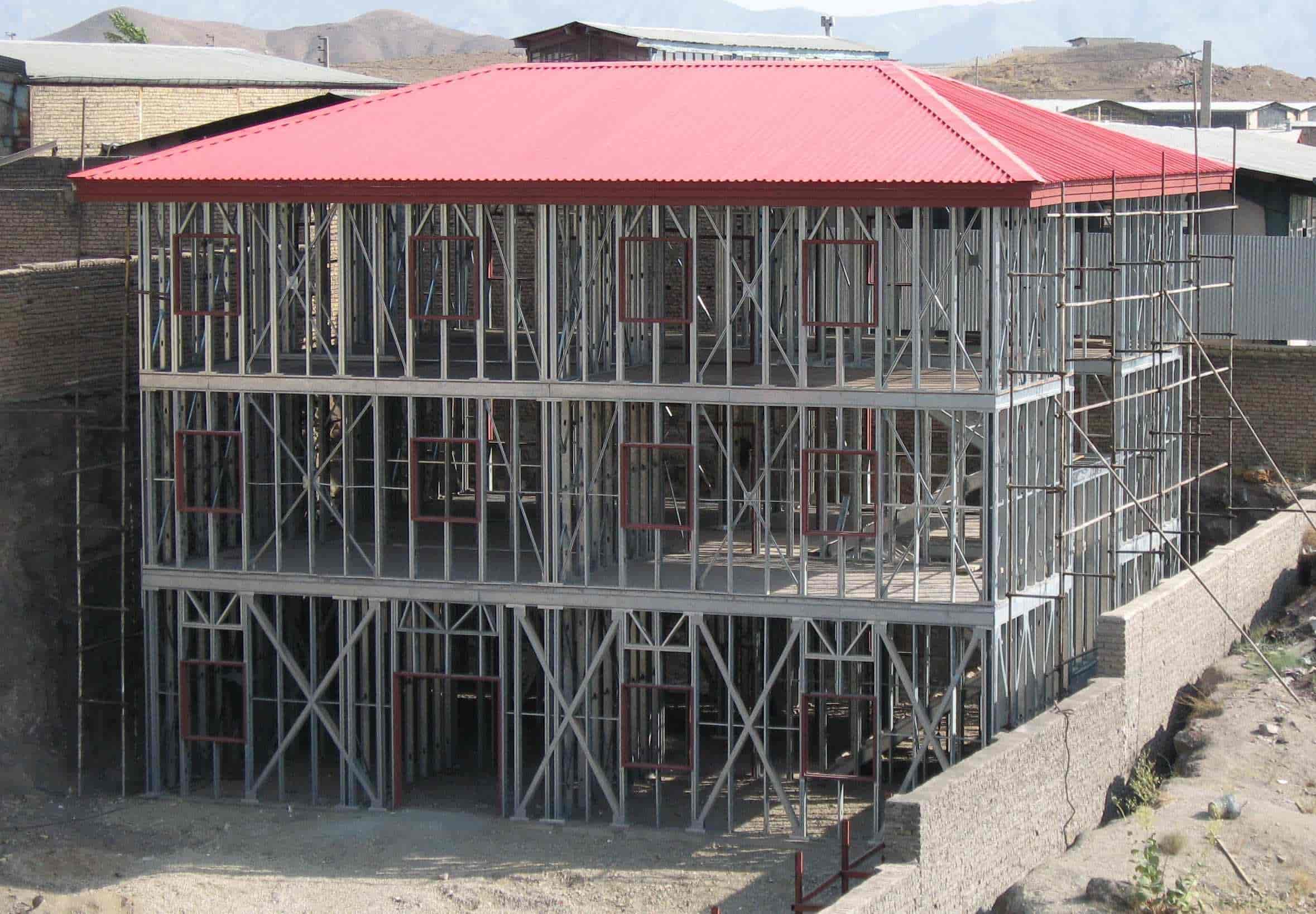 چگونه اسکلت سقف به سبک‌ سازی ساختمان کمک می‌کند