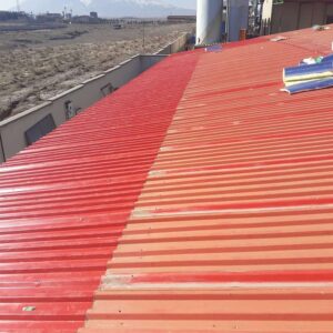 نصب صحیح ناودان و لوله‌ های تخلیه آب در سقف شیروانی