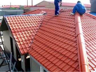 تعمیر و تعویض ورق‌ های فرسوده سقف شیروانی